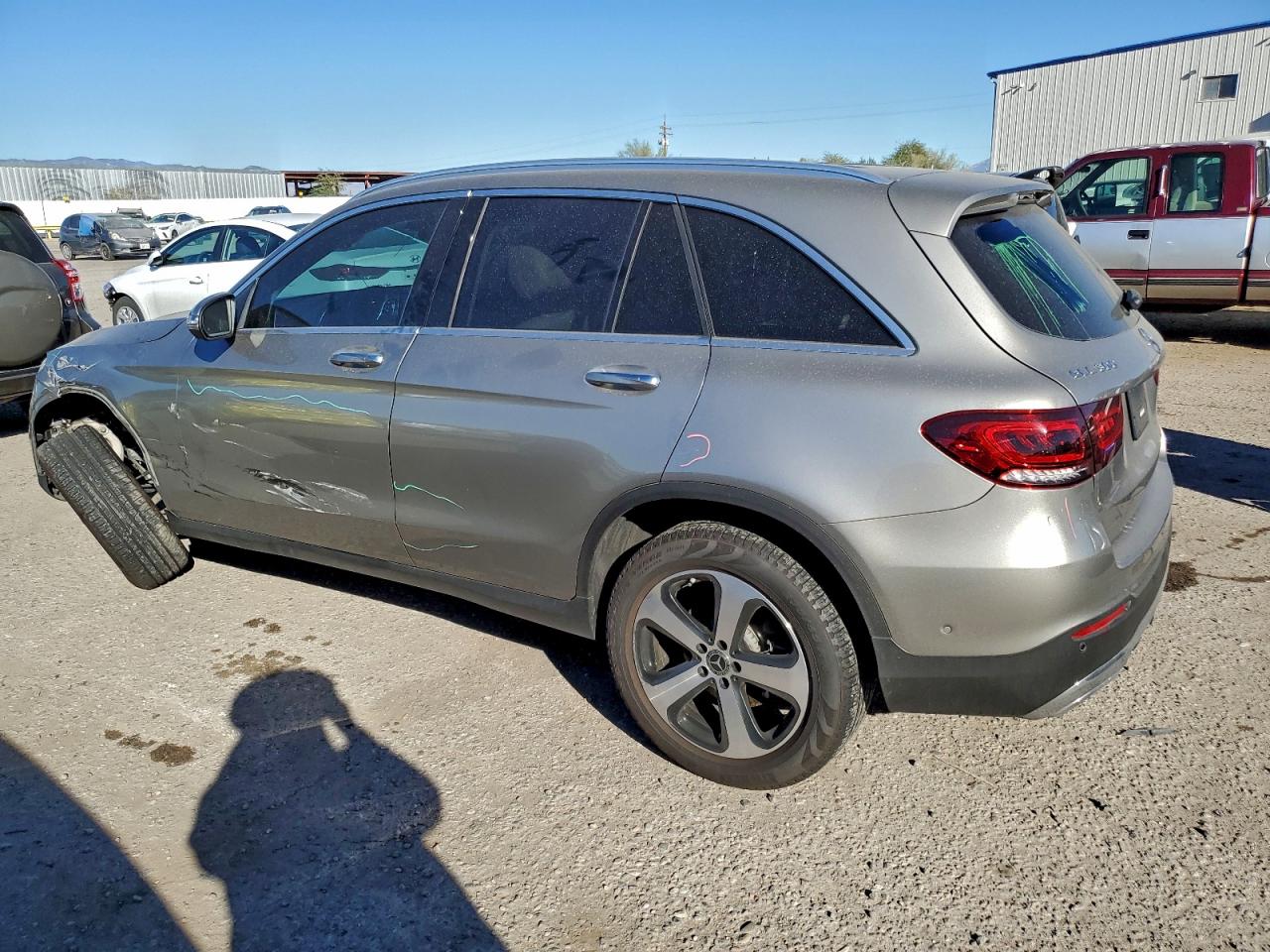 2021 MERCEDES-BENZ GLC 300 photo 2