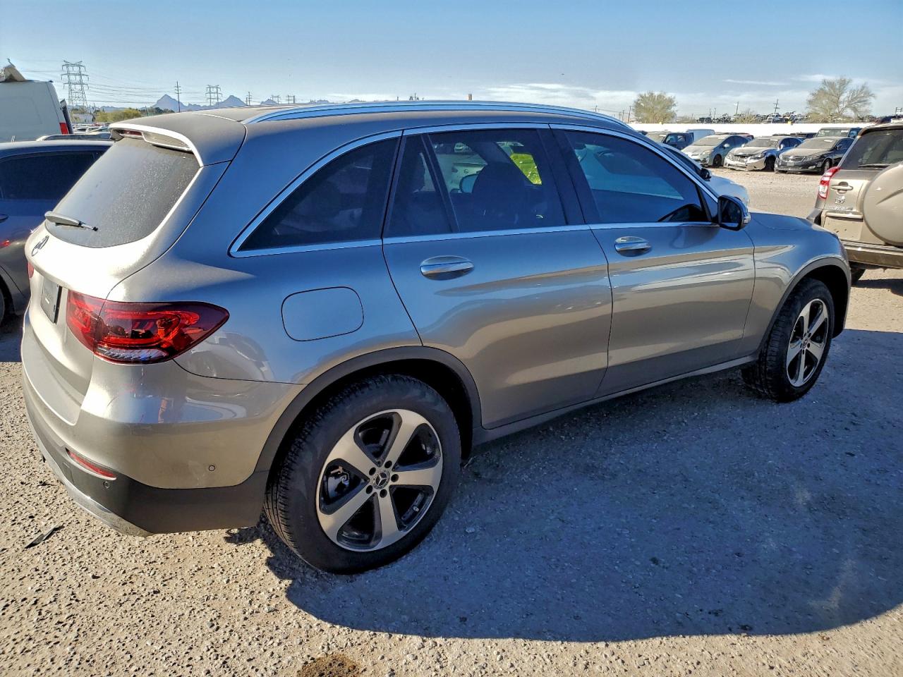 2021 MERCEDES-BENZ GLC 300 photo 3