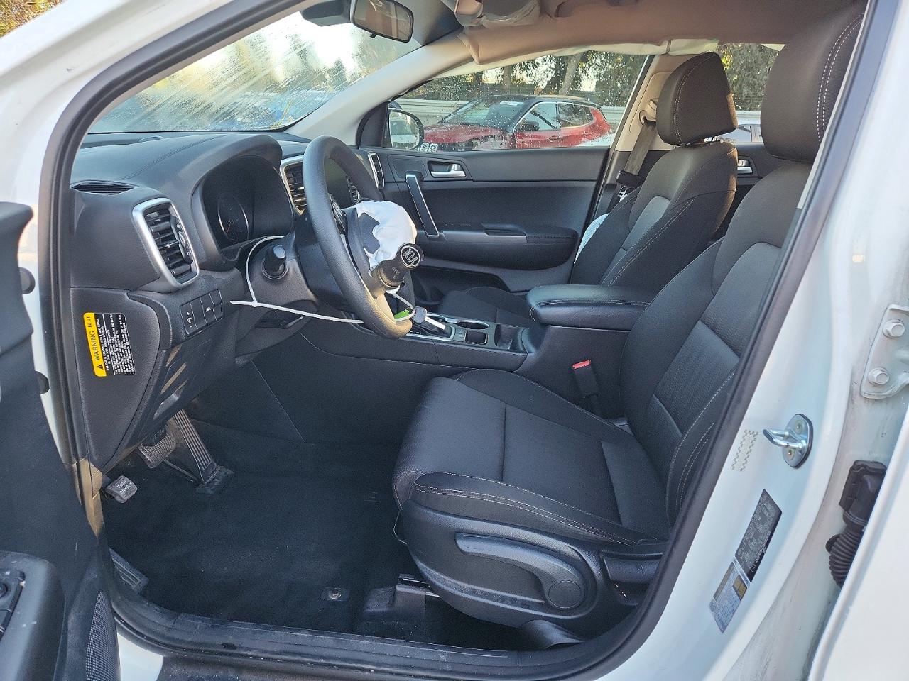 2021 KIA SPORTAGE LX photo 7