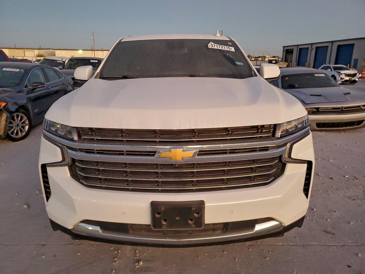 2023 CHEVROLET TAHOE C1500 LT photo 5