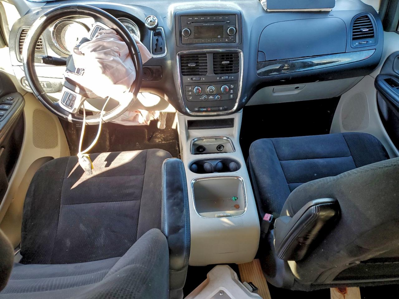 2015 DODGE GRAND CARAVAN SXT photo 15