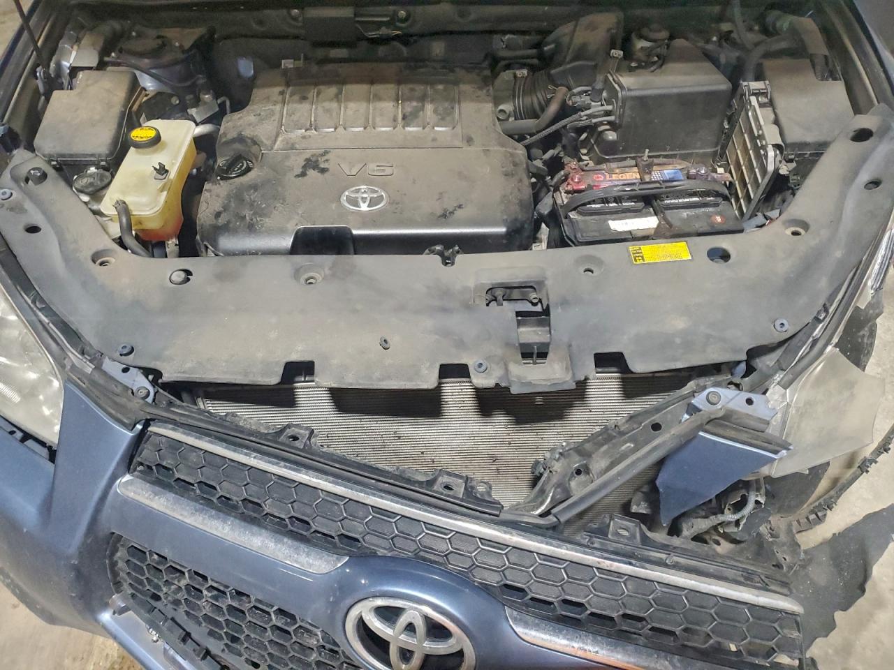 2012 TOYOTA RAV4 LIMITED photo 12