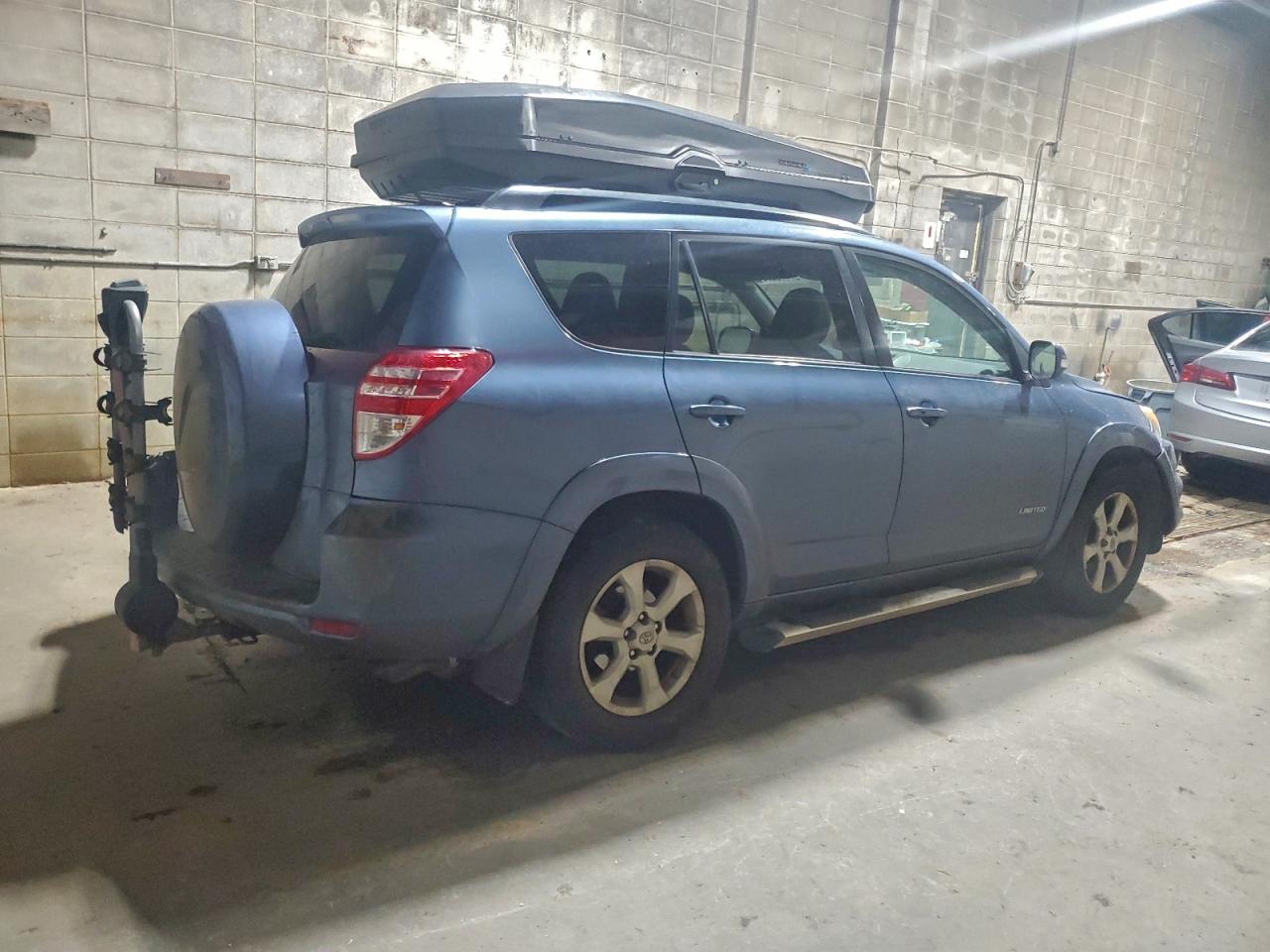 2012 TOYOTA RAV4 LIMITED photo 3