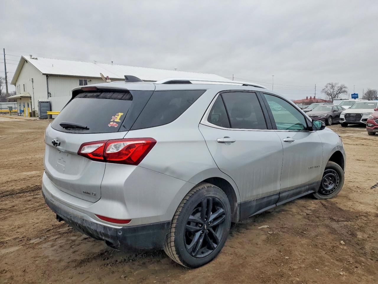 2020 CHEVROLET EQUINOX LT photo 3