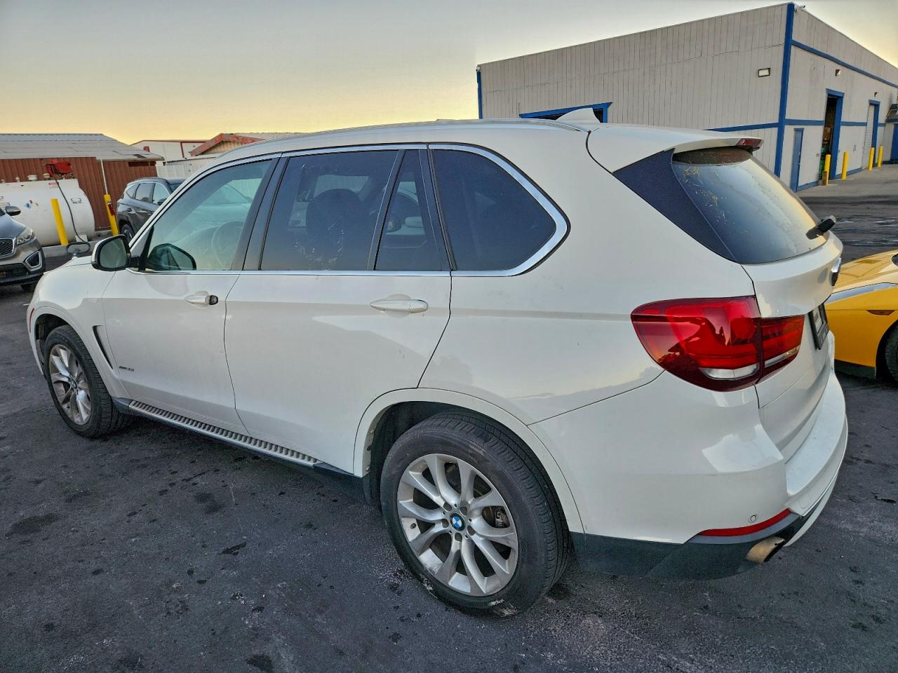 2015 BMW X5 XDRIVE35I photo 2