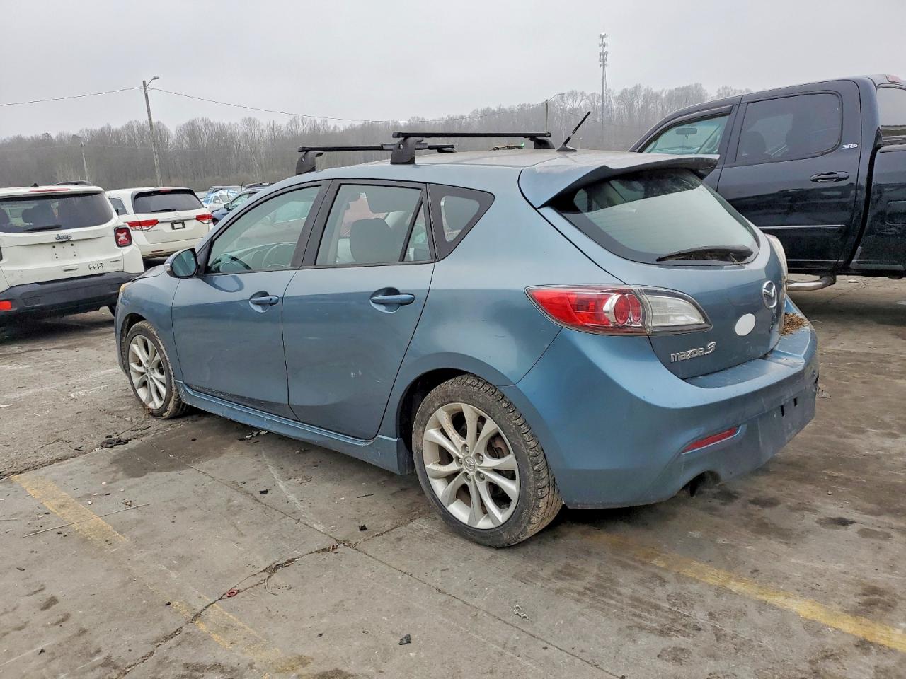 2010 MAZDA 3 S photo 2