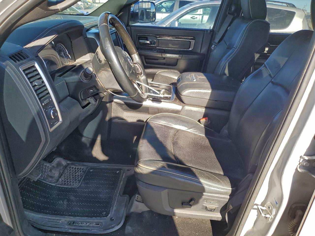 2016 RAM 1500 LONGHORN photo 7