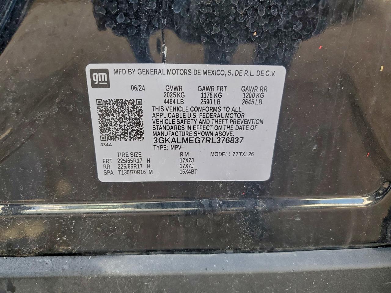 2024 GMC TERRAIN SLE photo 13
