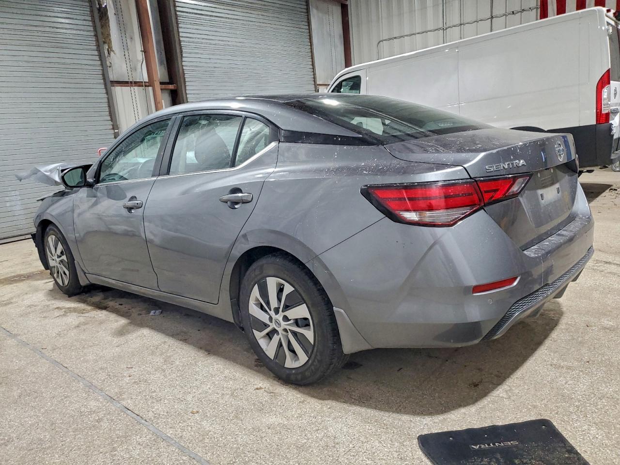 2022 NISSAN SENTRA S photo 2