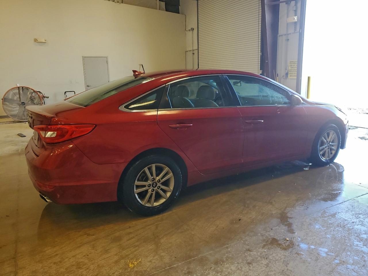 2015 HYUNDAI SONATA SE photo 3
