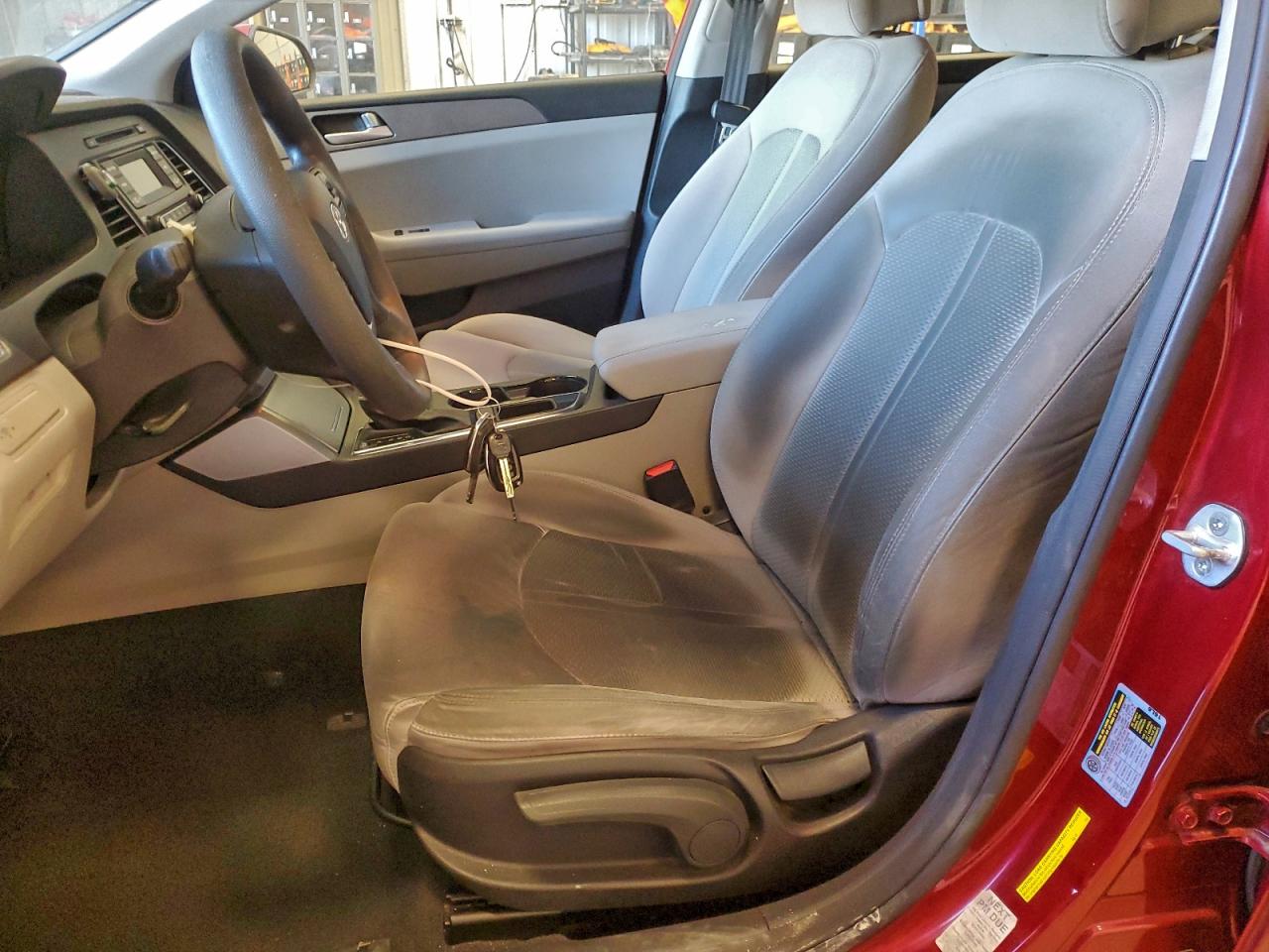 2015 HYUNDAI SONATA SE photo 7