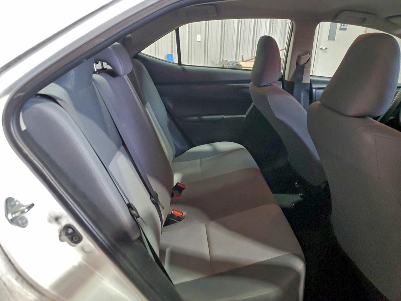 2017 TOYOTA COROLLA L photo 10