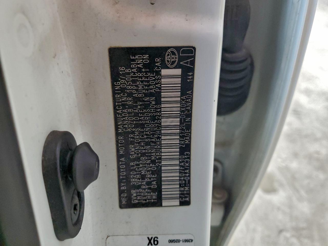 2017 TOYOTA COROLLA L photo 12