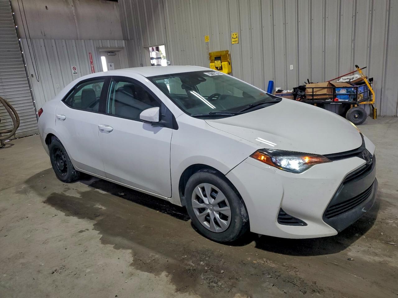 2017 TOYOTA COROLLA L photo 4