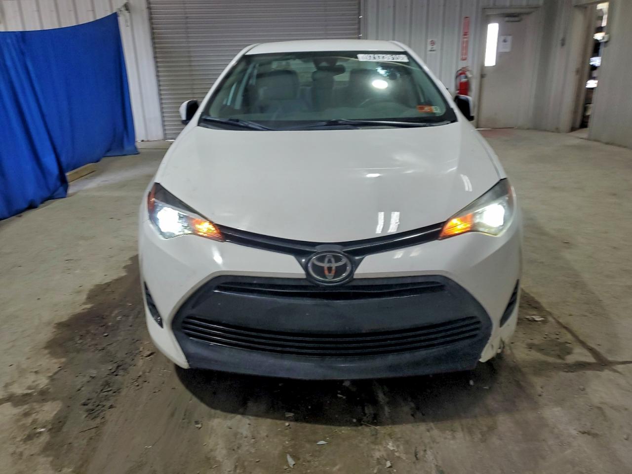 2017 TOYOTA COROLLA L photo 5