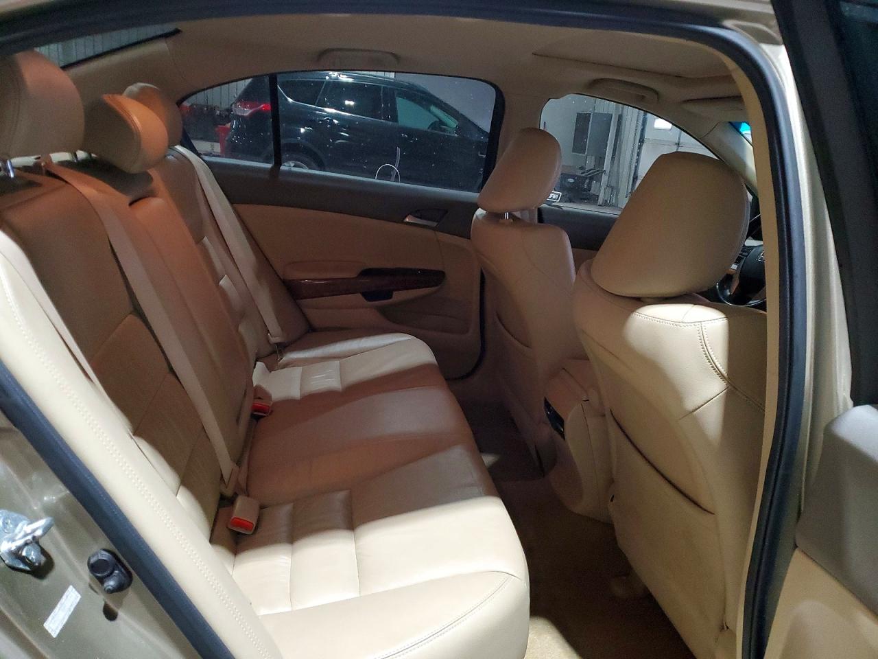 2010 HONDA ACCORD EXL photo 10