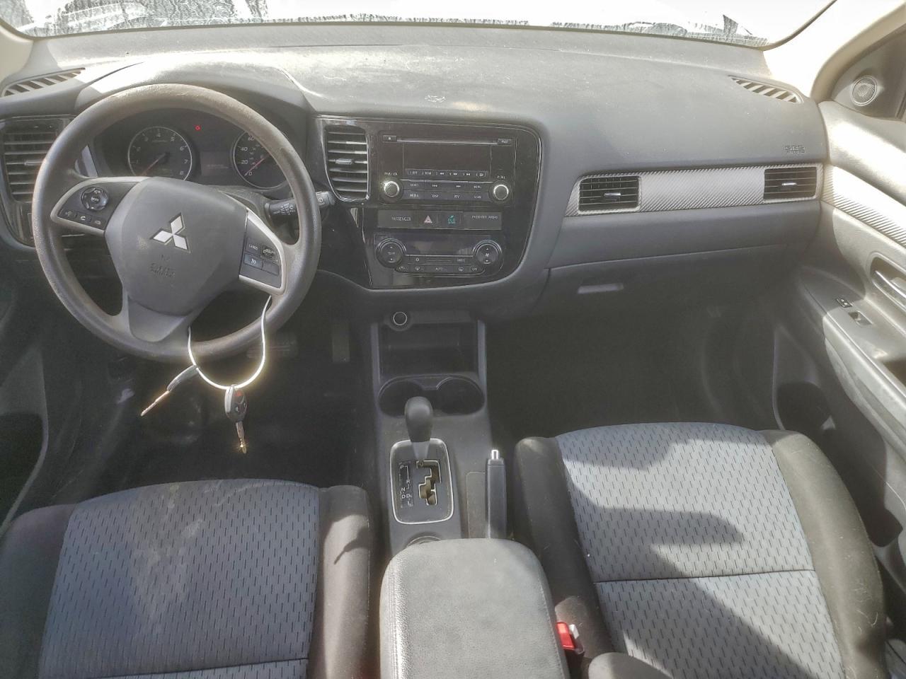 2014 MITSUBISHI OUTLANDER ES photo 8