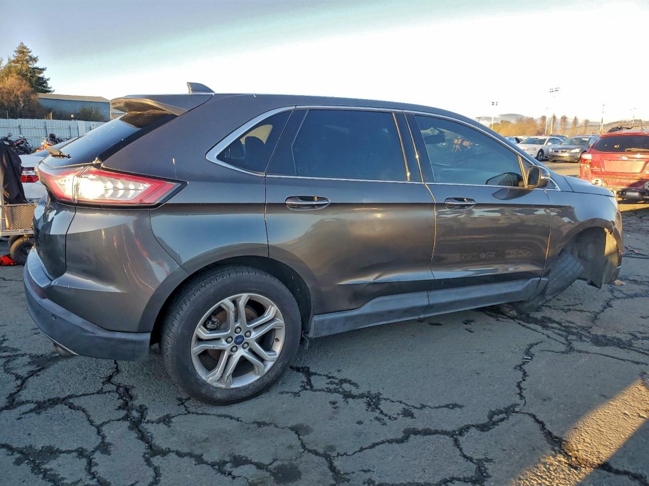 2017 FORD EDGE TITANIUM photo 3