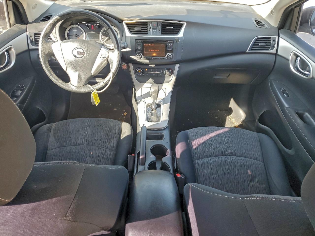 2015 NISSAN SENTRA S photo 8