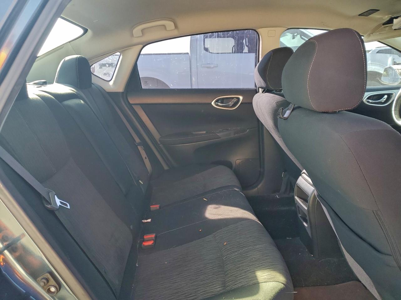 2015 NISSAN SENTRA S photo 10