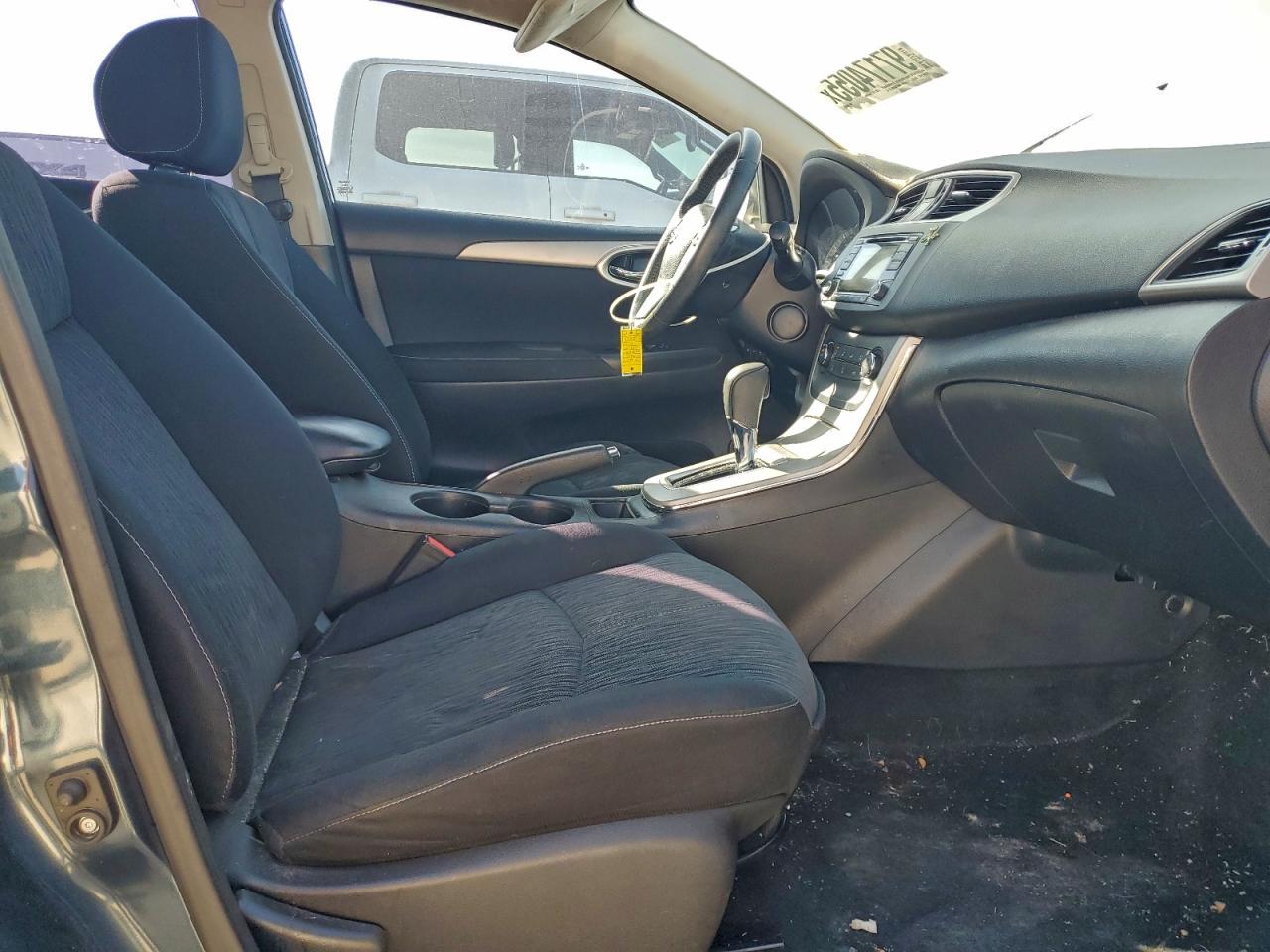 2015 NISSAN SENTRA S photo 7