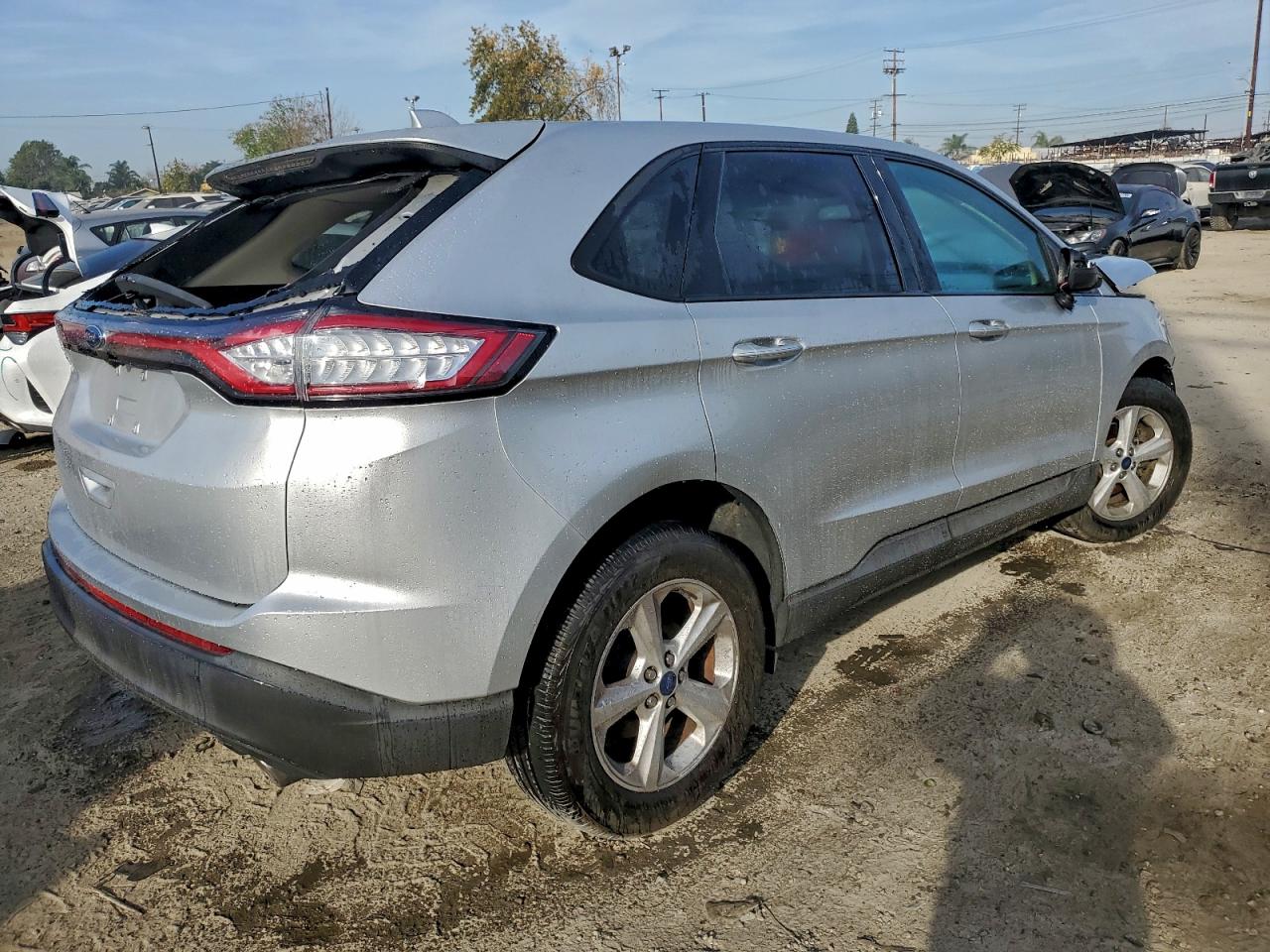 2015 FORD EDGE SE photo 3