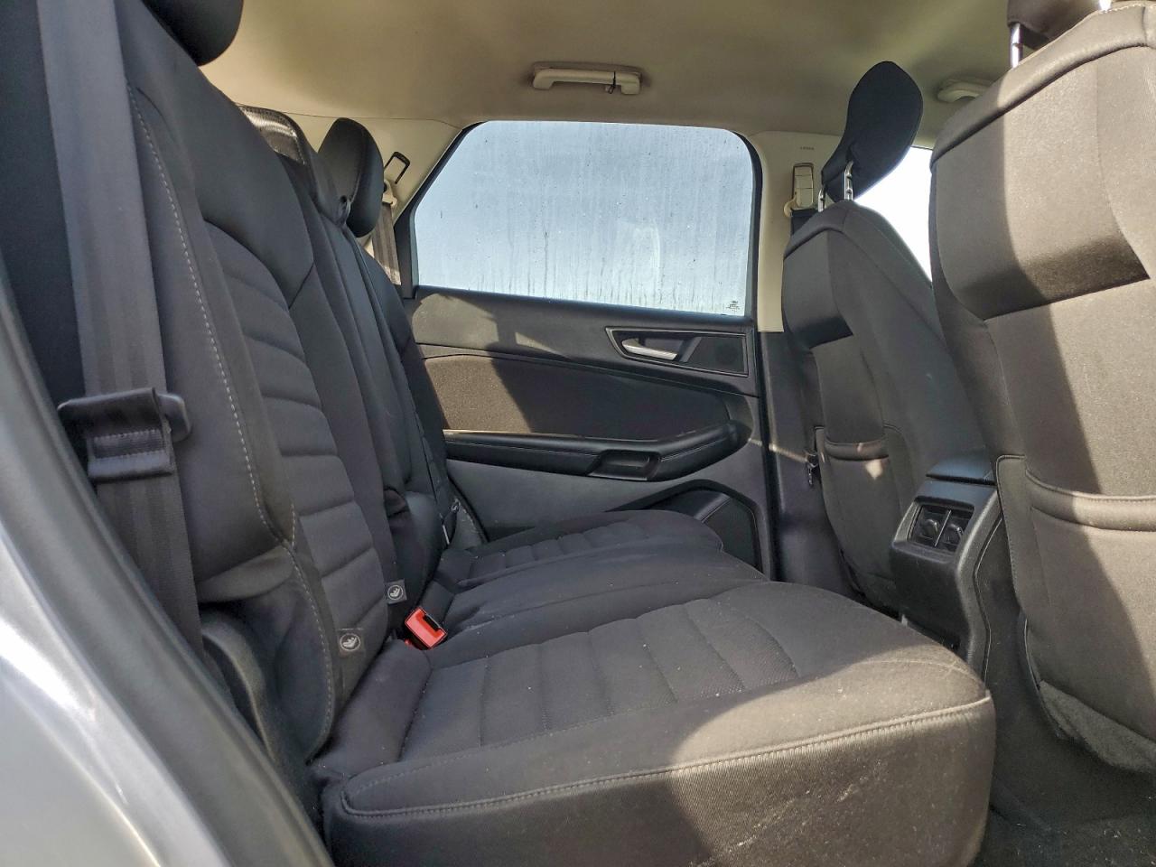 2015 FORD EDGE SE photo 11