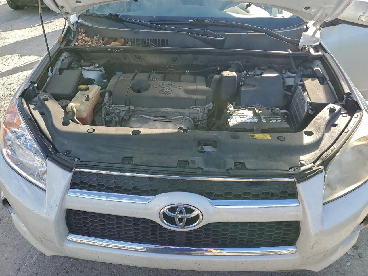 2012 TOYOTA RAV4 LIMITED photo 12