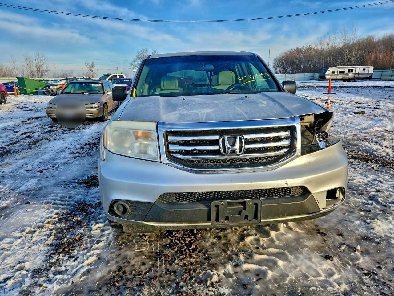 2012 HONDA PILOT LX photo 5