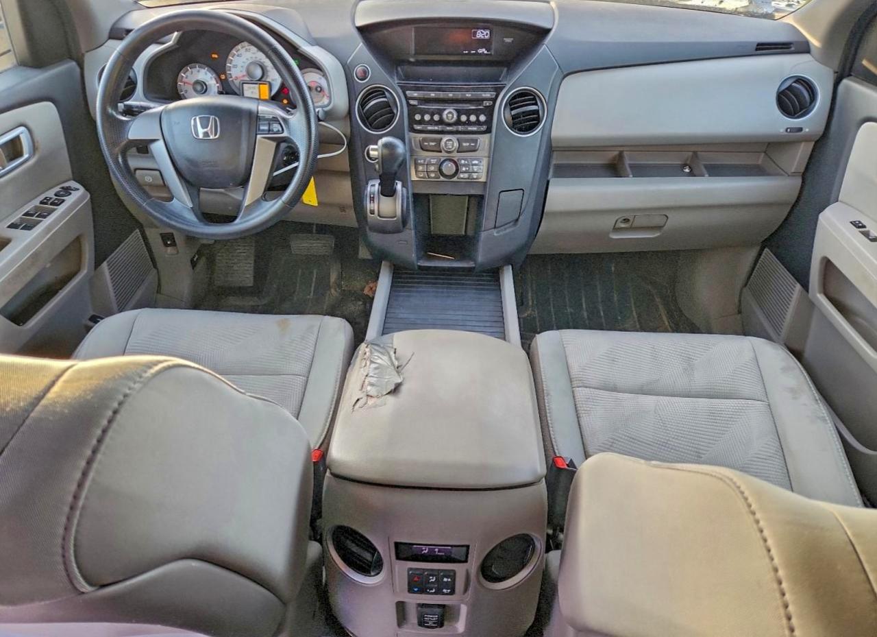 2012 HONDA PILOT LX photo 8