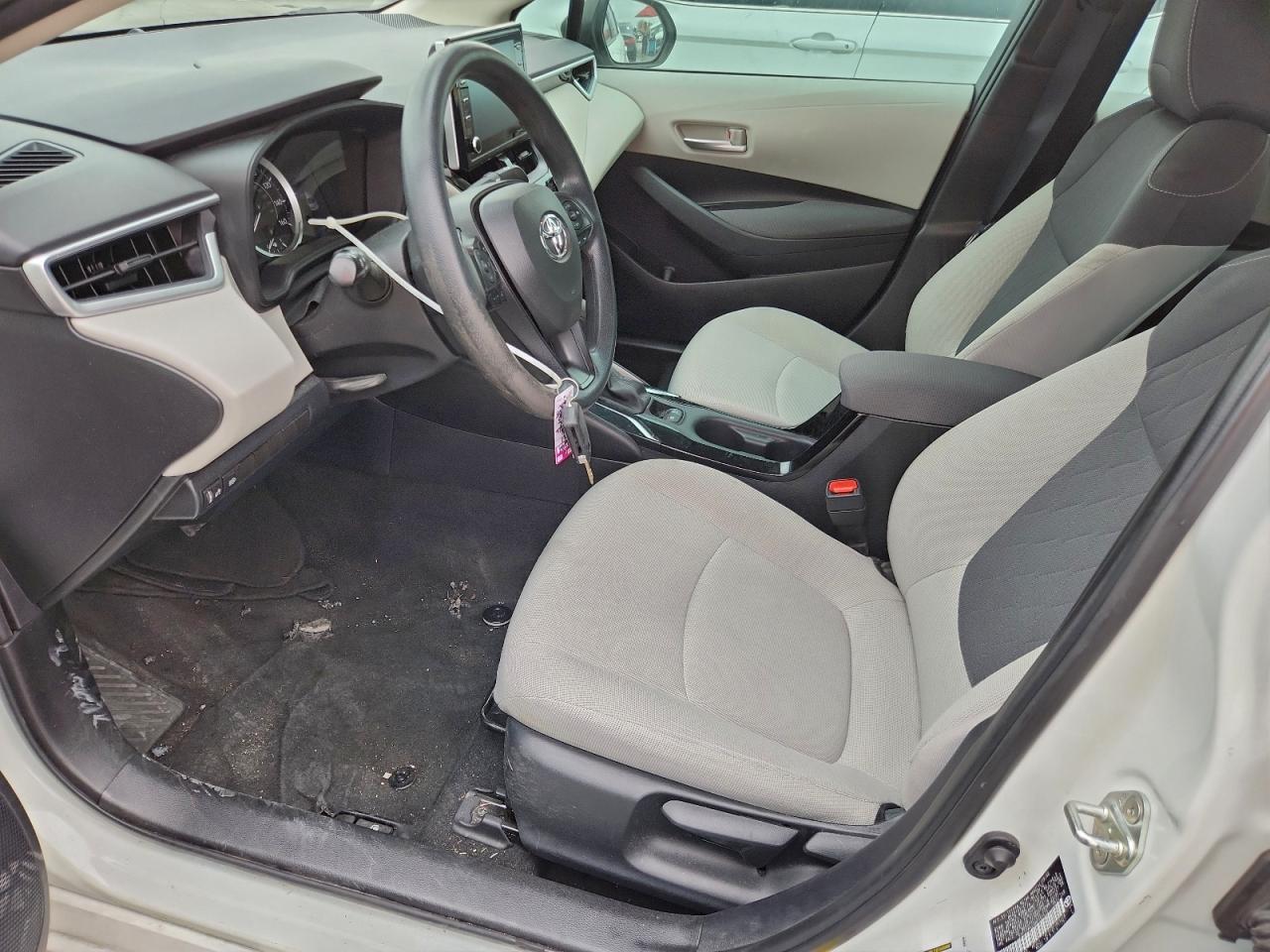 2021 TOYOTA COROLLA LE photo 7