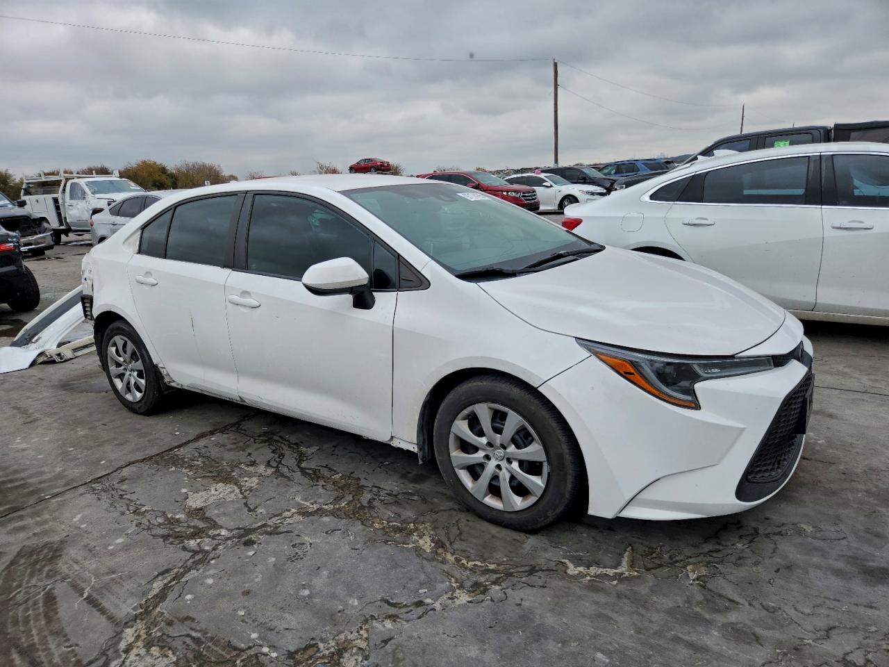 2021 TOYOTA COROLLA LE photo 4
