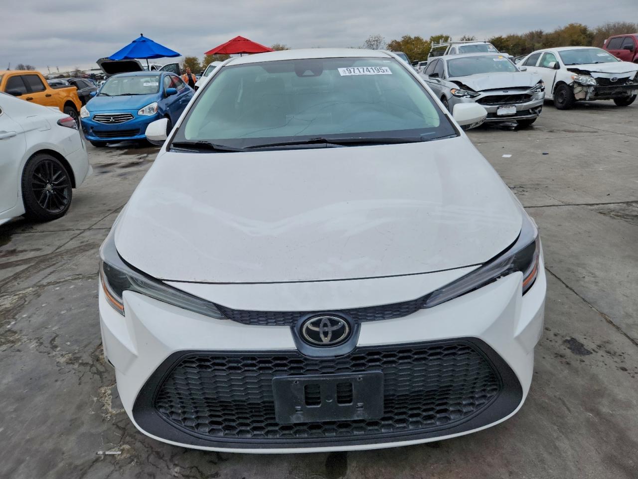 2021 TOYOTA COROLLA LE photo 5