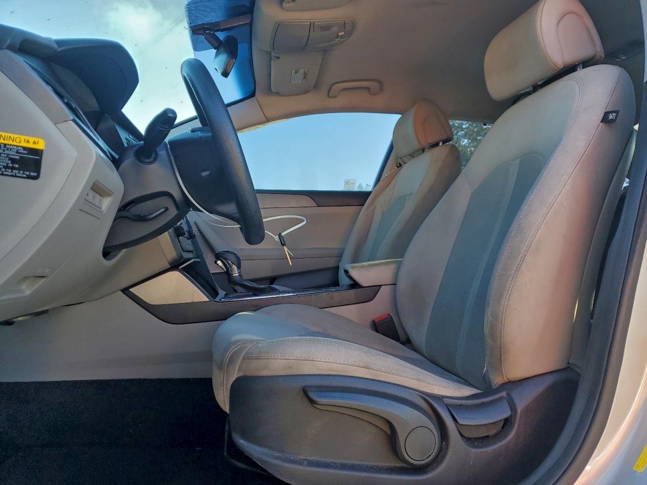2016 HYUNDAI SONATA SE photo 7