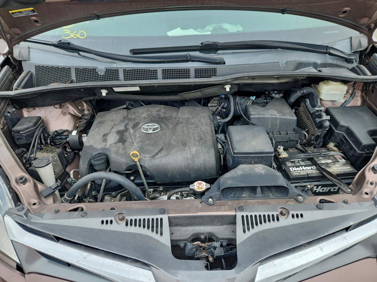 2020 TOYOTA SIENNA XLE photo 12