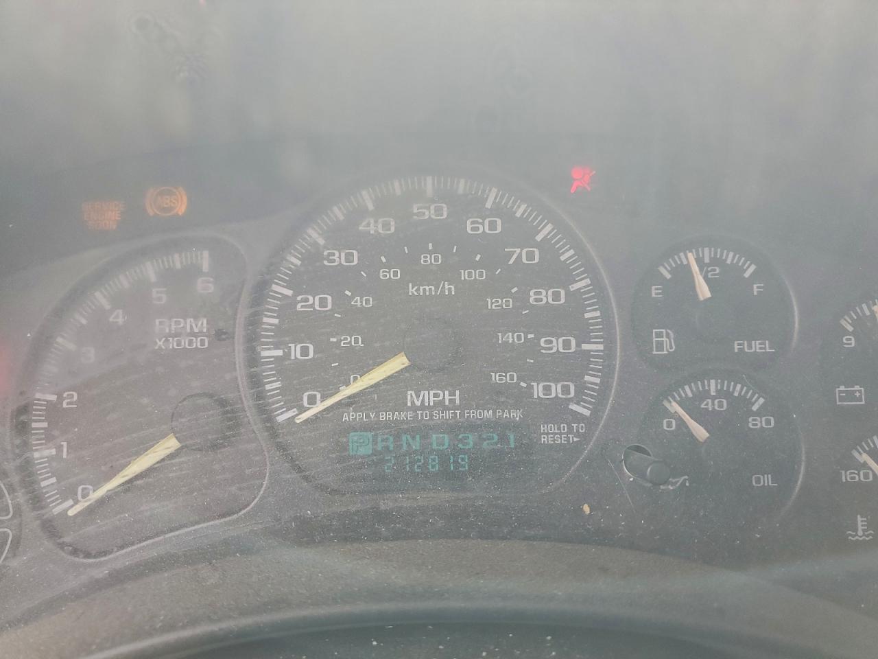 2000 CHEVROLET SILVERADO C1500 photo 25