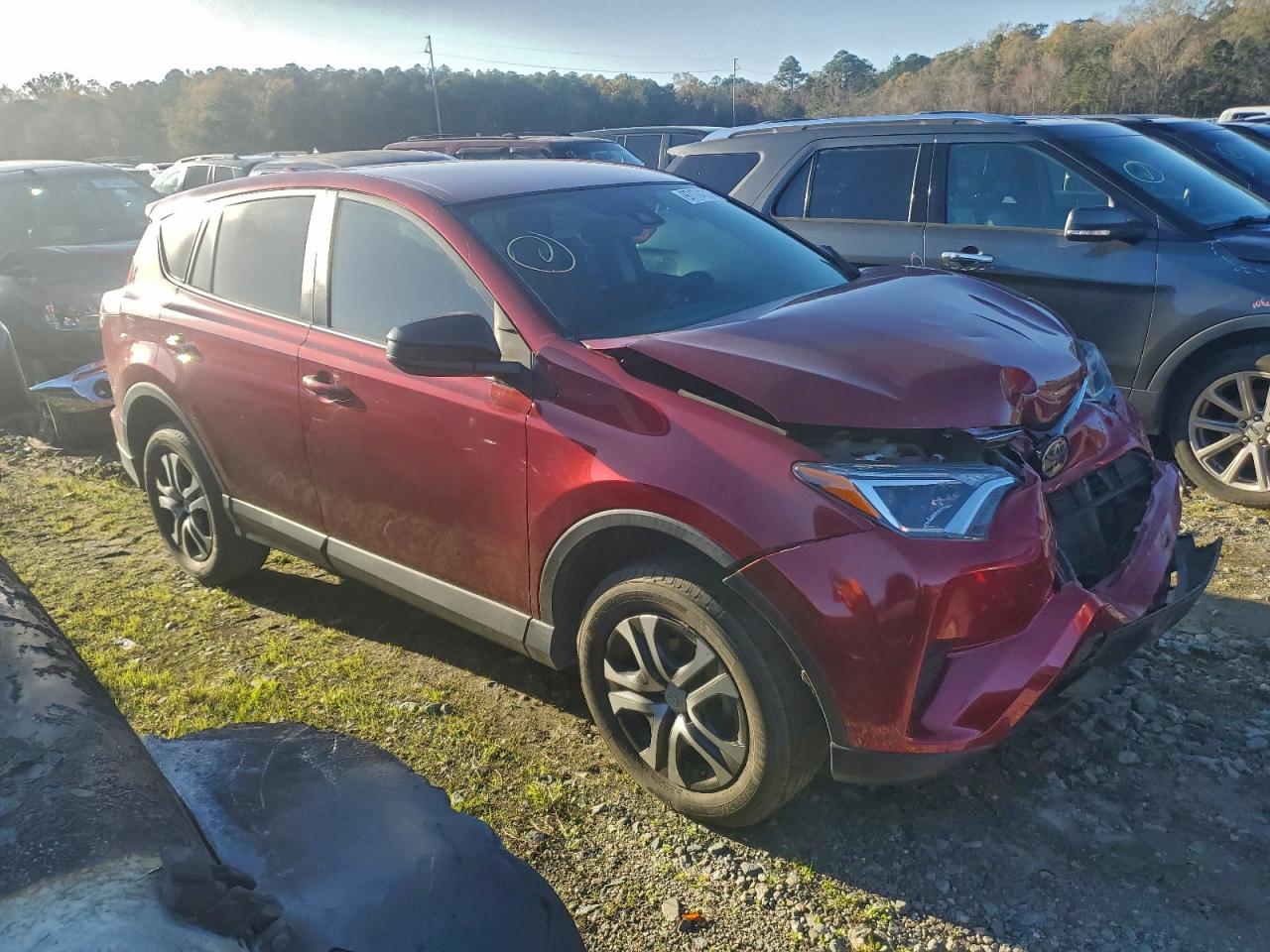2018 TOYOTA RAV4 LE photo 4