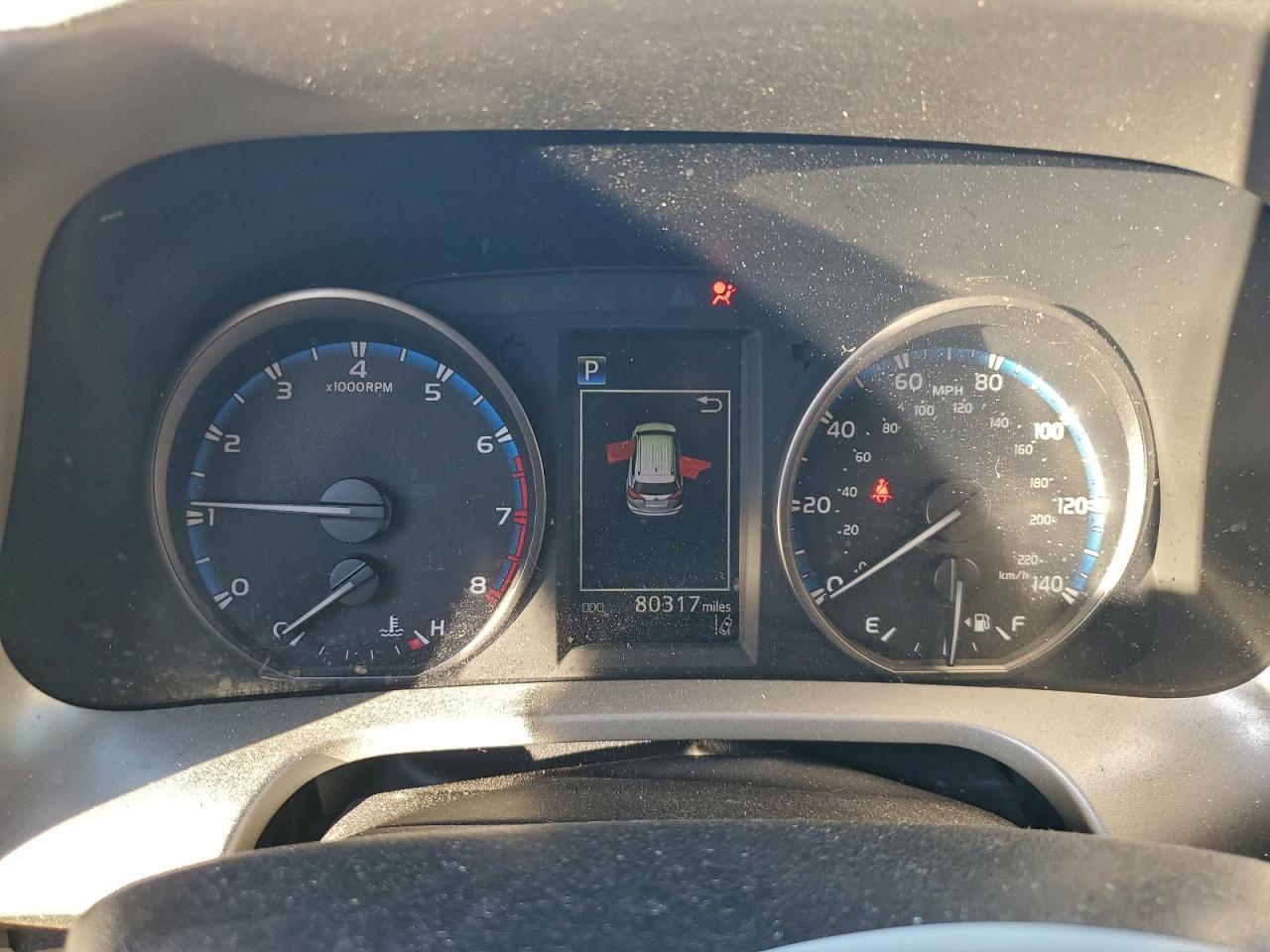 2018 TOYOTA RAV4 LE photo 9