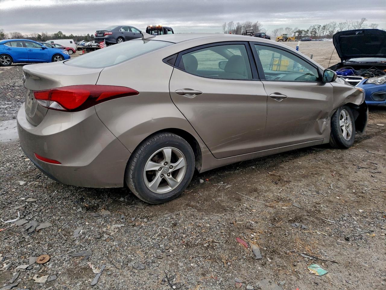 2014 HYUNDAI ELANTRA SE photo 3