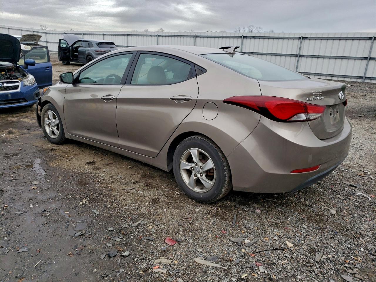 2014 HYUNDAI ELANTRA SE photo 2