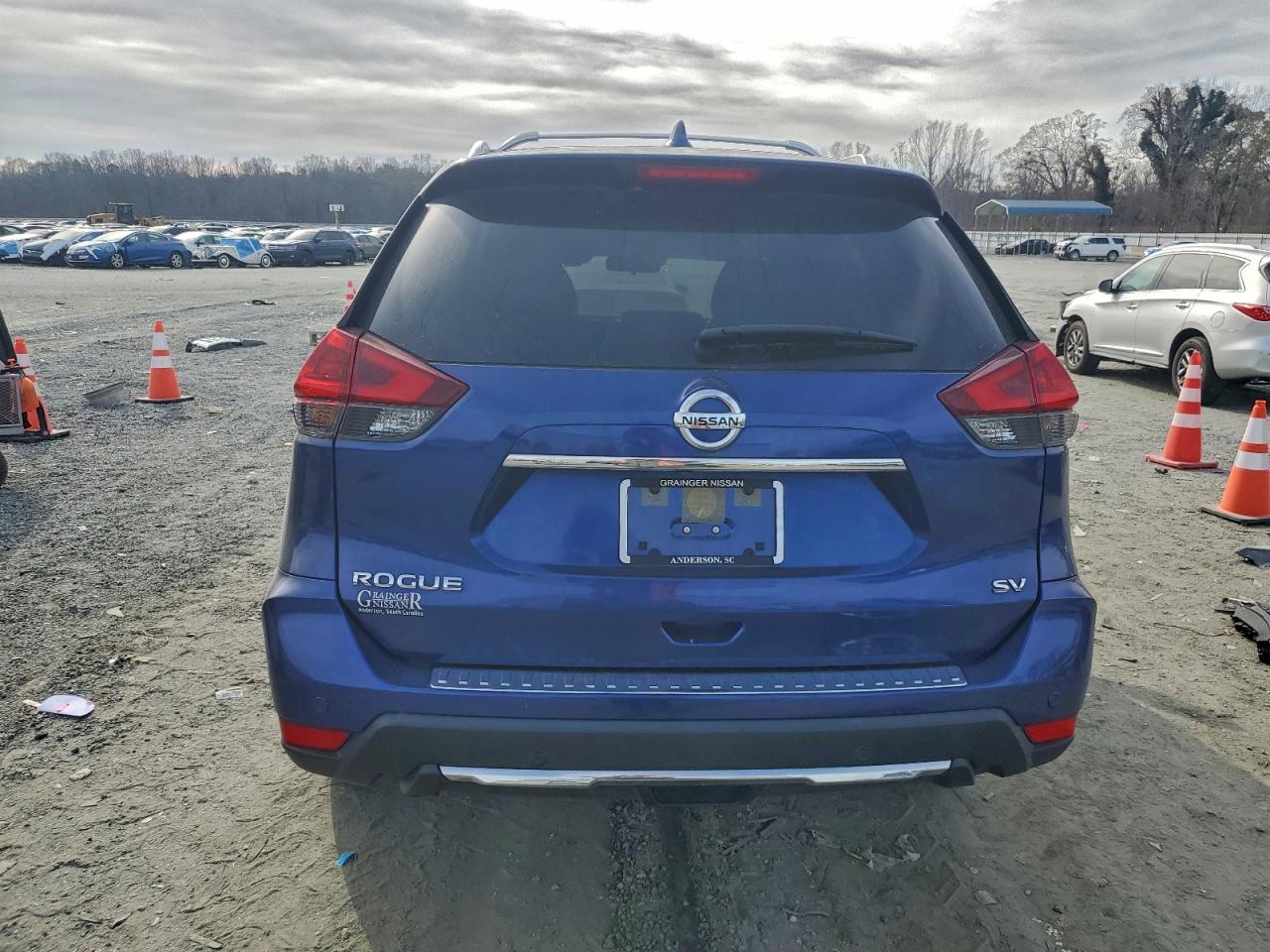 2020 NISSAN ROGUE S photo 6