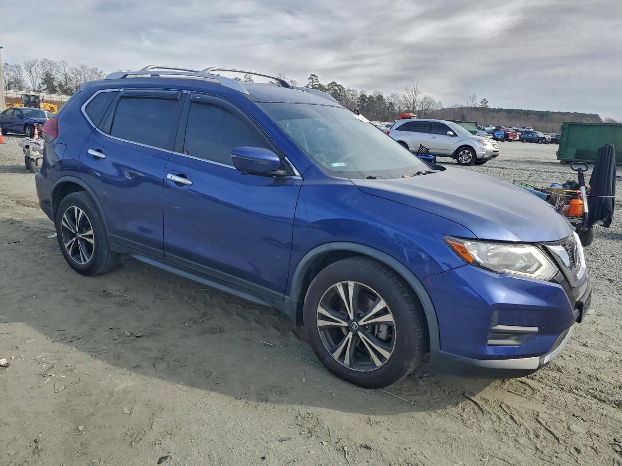 2020 NISSAN ROGUE S photo 4