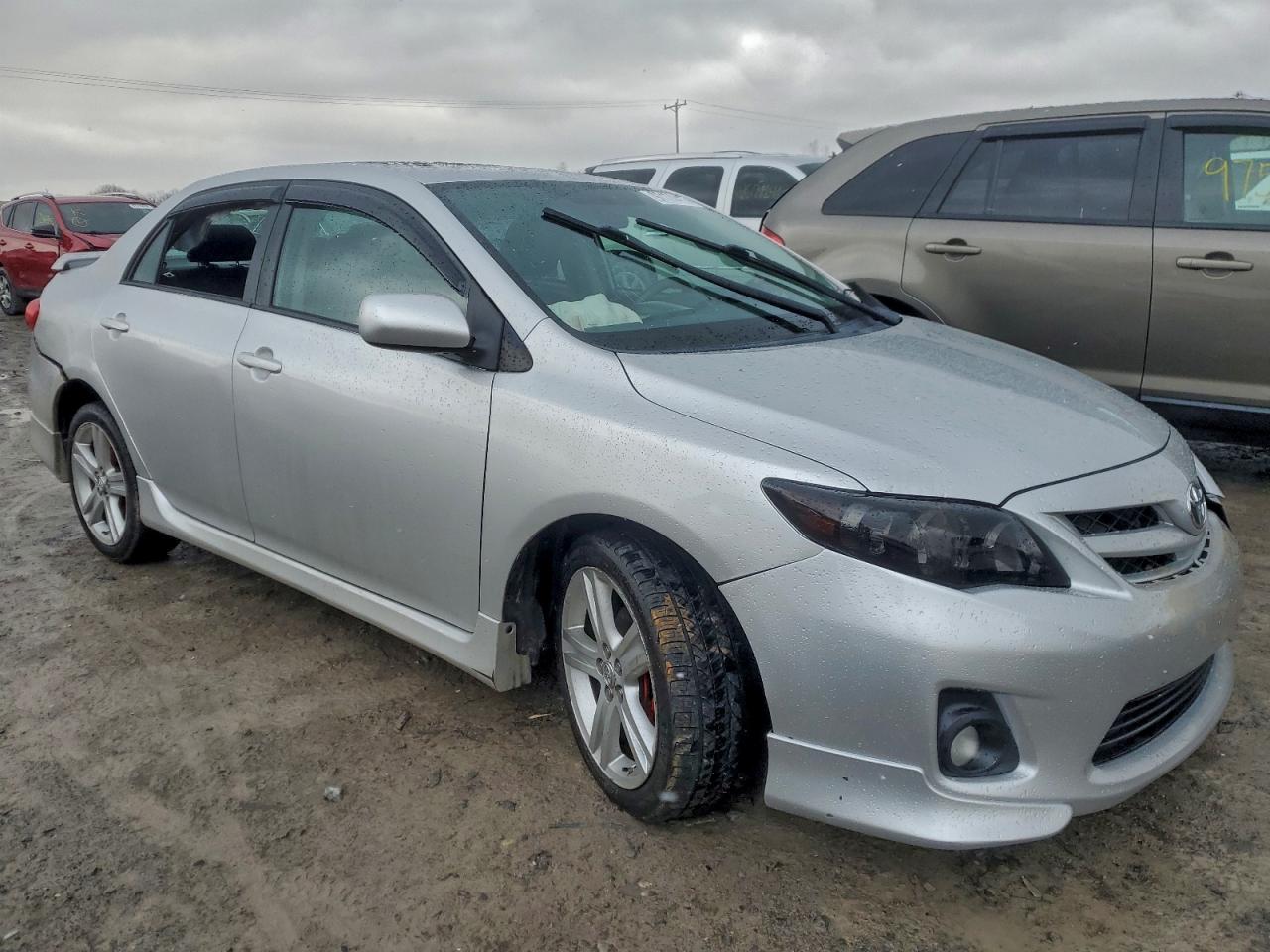 2013 TOYOTA COROLLA BASE photo 4