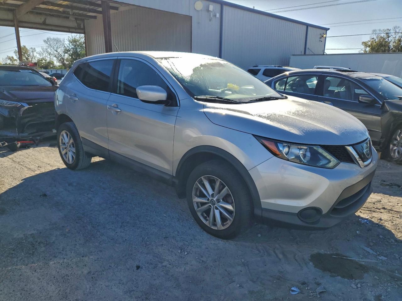 2019 NISSAN ROGUE SPORT S photo 4