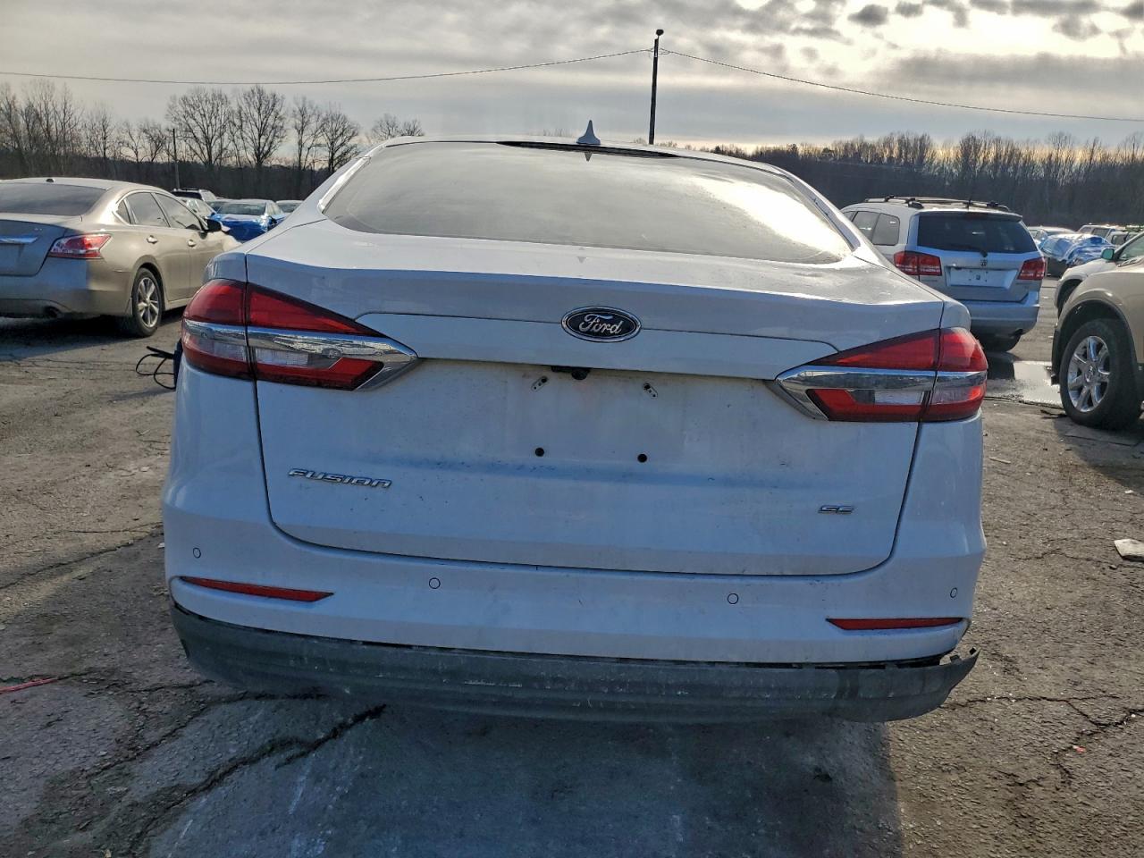 2019 FORD FUSION SE photo 6