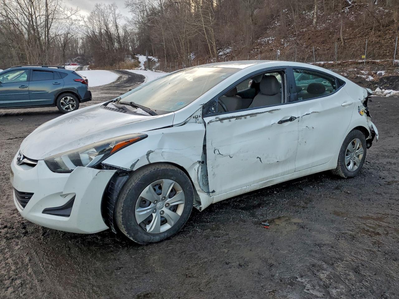 2016 HYUNDAI ELANTRA