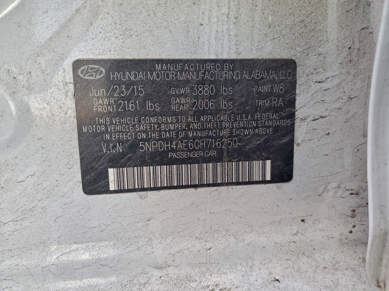 2016 HYUNDAI ELANTRA SE photo 12