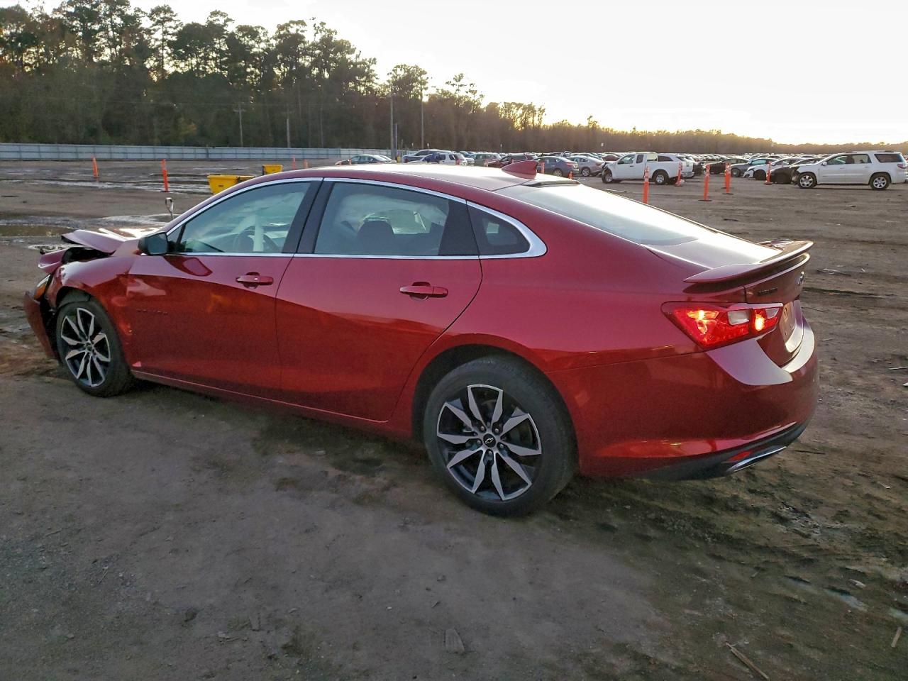 2024 CHEVROLET MALIBU RS photo 2