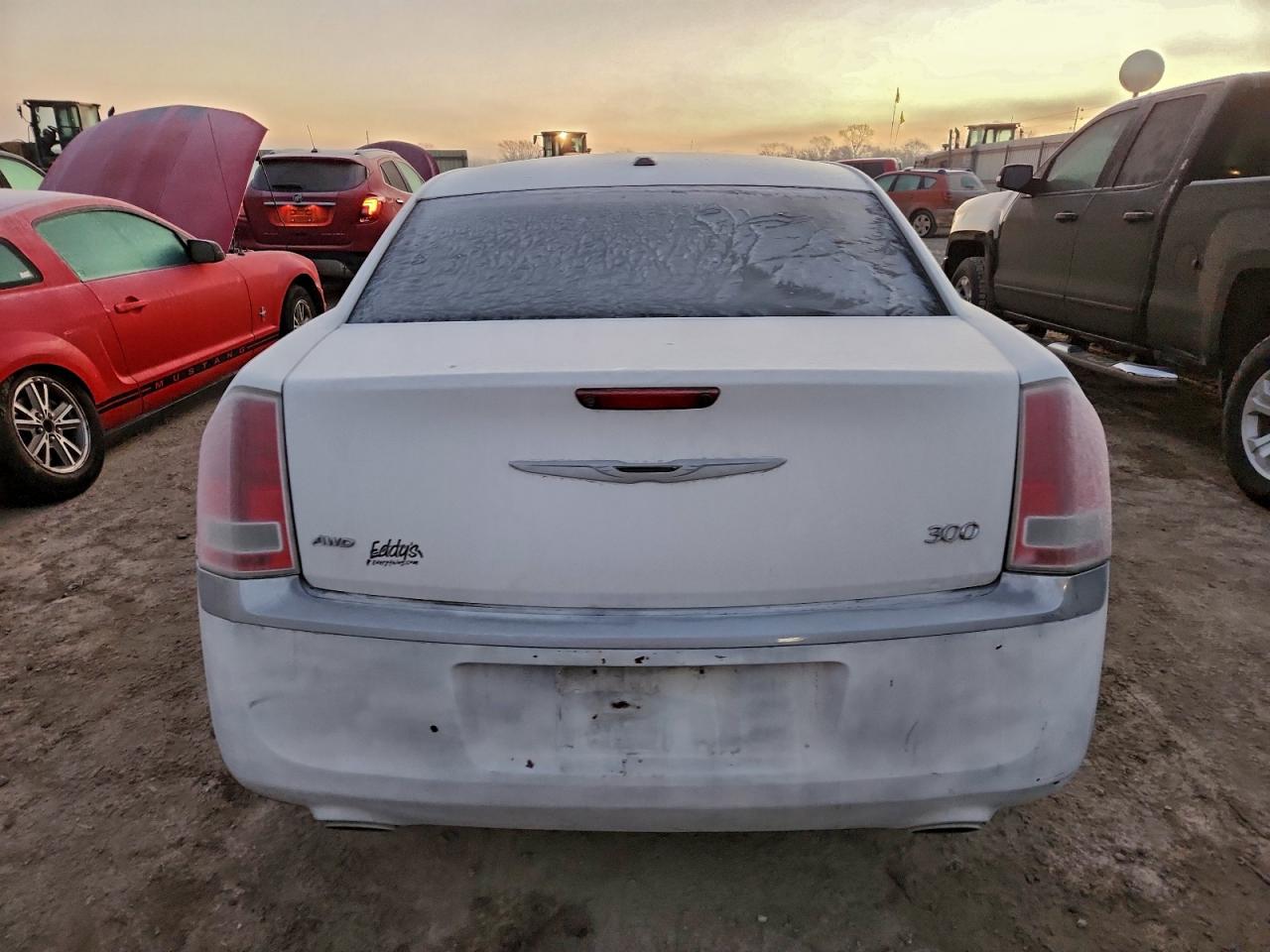 2014 CHRYSLER 300 photo 6