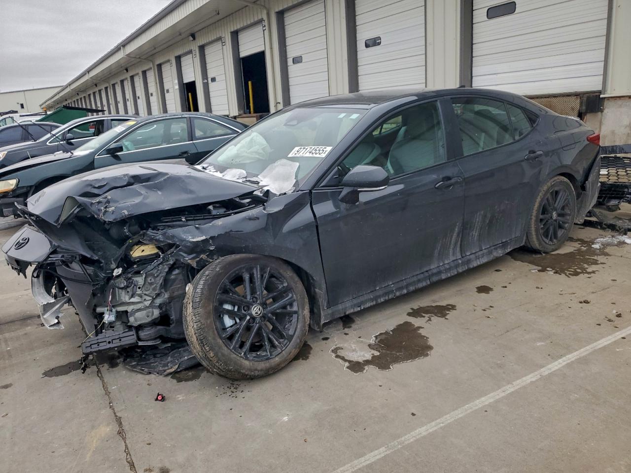 2025 TOYOTA CAMRY